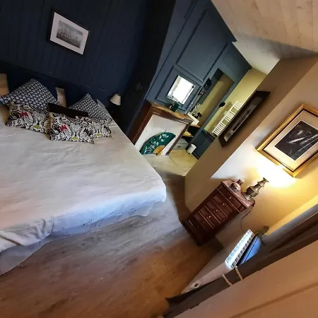 Maison Centre Historique - Bain A Remous, Sauna, Cour Exterieure Privative - Peut Se Faire A Pied A 3min Du Vieux Port, 10min De La Plage, 3min D'un Parking Gratuit, Restaurants, Boutiques, Muses, Etc Prázdninový dům *