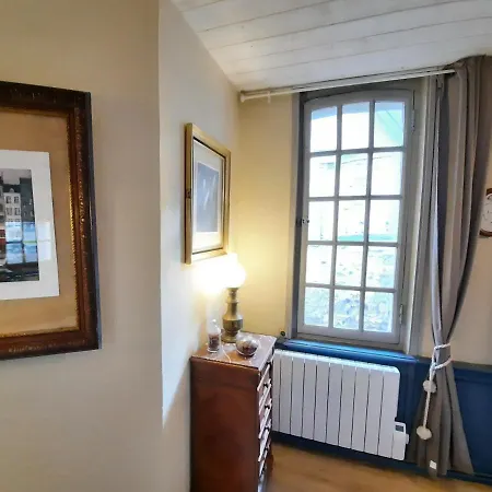 Maison Centre Ville: Historic Retreat With Private & Prime Location Holiday home