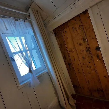 Holiday home Maison Centre Ville: Historic Retreat With Private & Prime Location *