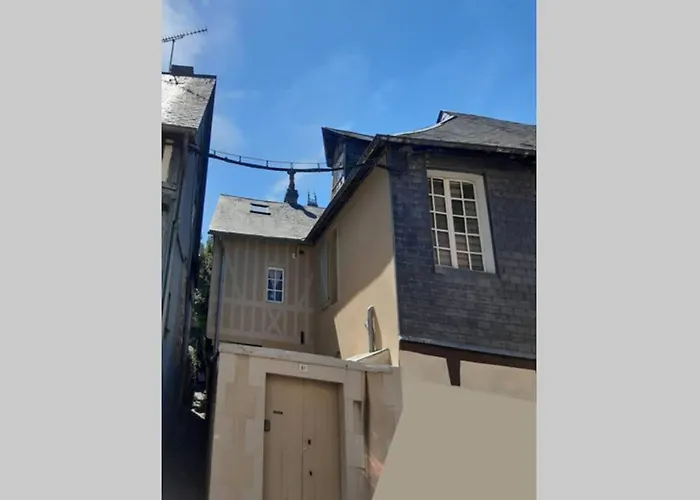 Ferienhaus Maison Centre Historique - Bain A Remous, Sauna, Cour Exterieure Privative - Peut Se Faire A Pied A 3min Du Vieux Port, 10min De La Plage, 3min D'un Parking Gratuit, Restaurants, Boutiques, Muses, Etc Honfleur