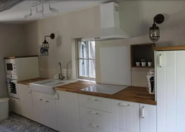 Maison Centre Historique - Bain A Remous, Sauna, Cour Exterieure Privative - Peut Se Faire A Pied A 3min Du Vieux Port, 10min De La Plage, 3min D'un Parking Gratuit, Restaurants, Boutiques, Muses, Etc * Honfleur