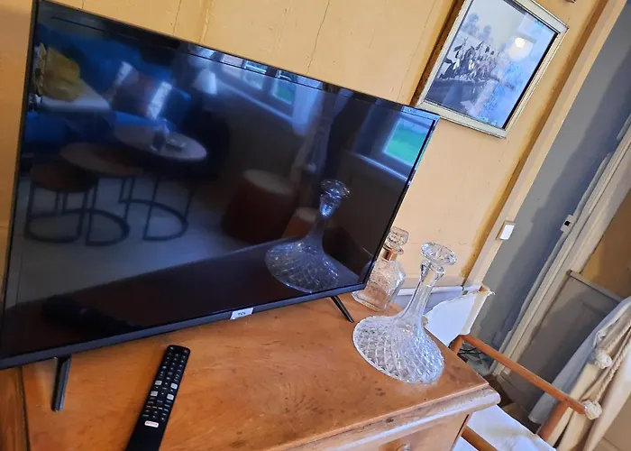 Maison Centre Historique - Bain A Remous, Sauna, Cour Exterieure Privative - Peut Se Faire A Pied A 3min Du Vieux Port, 10min De La Plage, 3min D'un Parking Gratuit, Restaurants, Boutiques, Muses, Etc * Honfleur