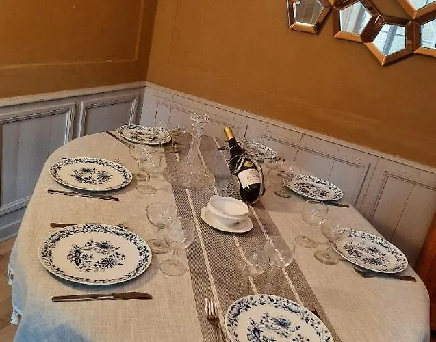 Ferienhaus Maison Centre Historique - Bain A Remous, Sauna, Cour Exterieure Privative - Peut Se Faire A Pied A 3min Du Vieux Port, 10min De La Plage, 3min D'un Parking Gratuit, Restaurants, Boutiques, Muses, Etc Honfleur