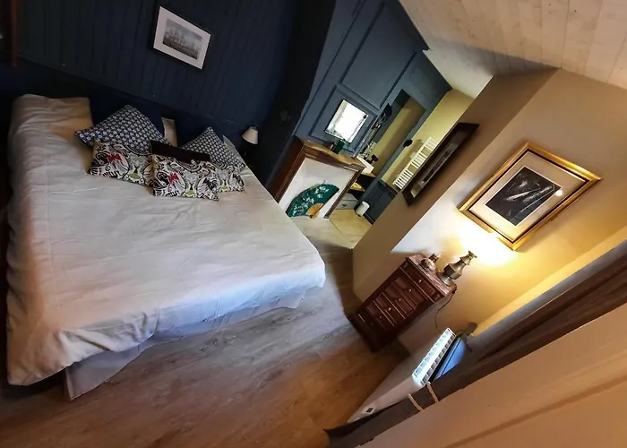 Maison Centre Historique - Bain A Remous, Sauna, Cour Exterieure Privative - Peut Se Faire A Pied A 3min Du Vieux Port, 10min De La Plage, 3min D'un Parking Gratuit, Restaurants, Boutiques, Muses, Etc Ferienhaus *